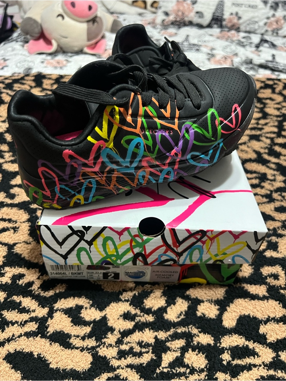 Skechers Black Sneakers with Multicolor Heart Print